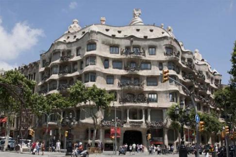 LA PEDRERA CAIXA la pedrera caixa: